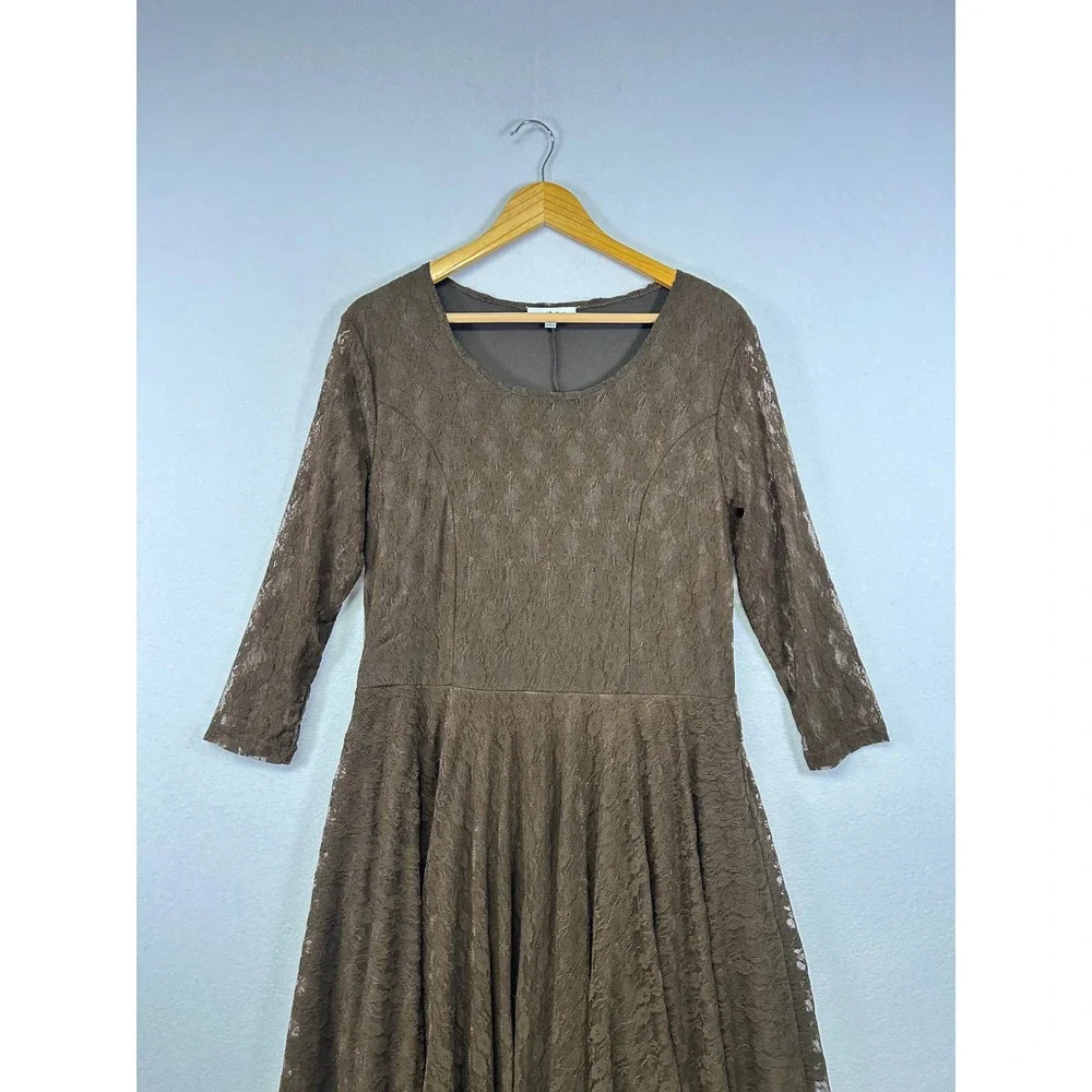 Back in the Saddle Brown Lace Midi Dress with Asymmetrical‎ Hem Size L - Picture 7 of 9